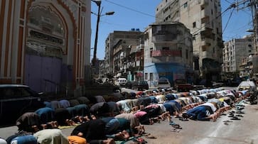 Muslims should get permission to offer prayers in mosque on Eid