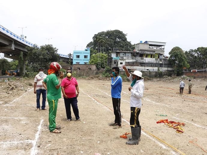 করোনা রুখতে সরছে কামালগাছি বাজার, এলাকাকে 'গ্রিন জোন' বানানোর লক্ষ্য়ে কাউন্সিলর