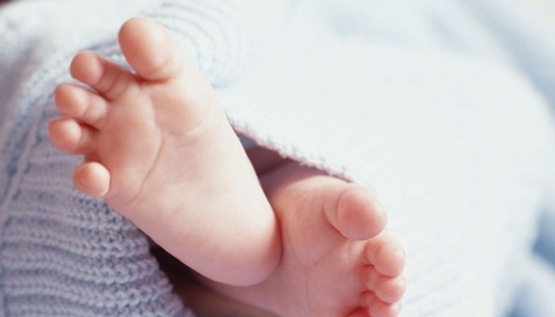 Woman delivered baby in house as family fails to get ambulance