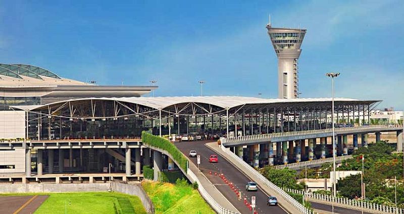 villagers protest at shamshabad airport highway ksp