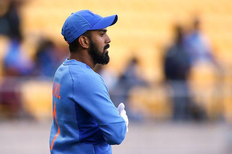 KL Rahul speaks on pressure of replacing legendary MS Dhoni