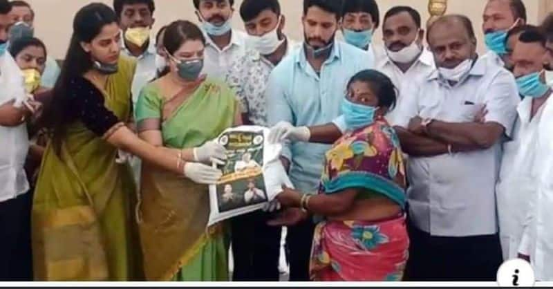 hd kumaraswamy family distributes grocery kits to 60000 families in ramanagara