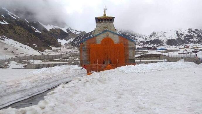 केदारनाथ मंदिर के कपाट को कल खोला जाएगा, तस्वीरों में देखिए, कैसे की गई है सजावट