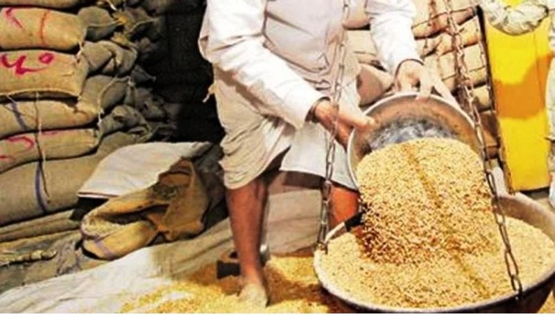 coronavirus covid 19 Belagavi vendor donates 500 ration kits