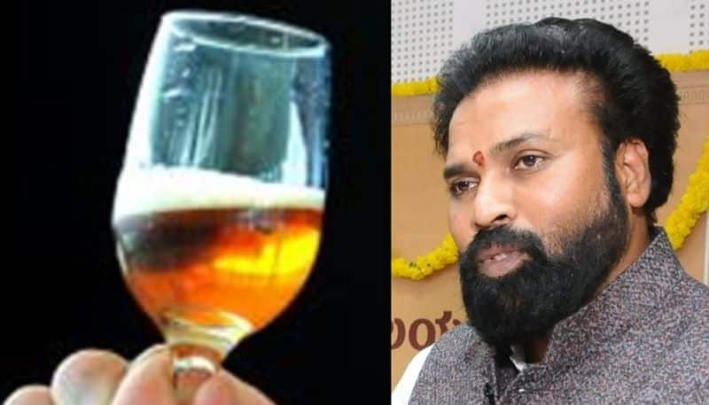 No chance of selling liquor in Karnataka says Sriramulu in Chitradurga