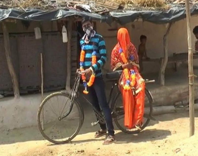 Baraat on bicycle: Groom pedals 100 km to tie the knot, brings his bride home amid lockdown