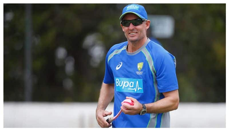 COVID grips IPL 2021: Chennai Super Kings batting coach Michael Hussey tests positive-ayh