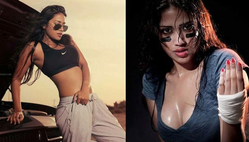 Actress Nivetha Pethuraj Hot Photo Going Viral