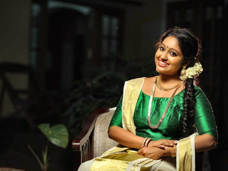 vijay tv serial actress megana vincent divorce news