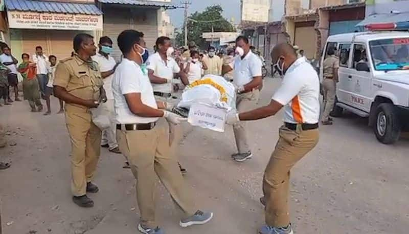 Karnataka police indulges in mock funeral procession to raise awareness on COVID-19