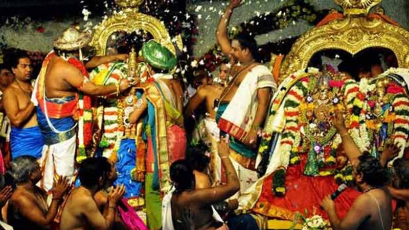 hindu devotees can watch meenakshi thiru kalyanam in internet