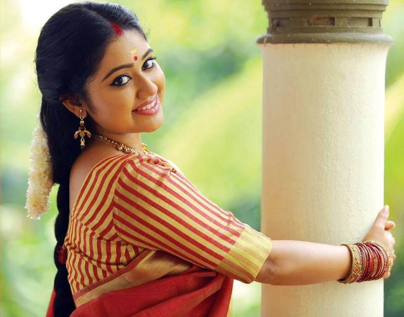 Actress Meghna Vincent shares her life experiences with her fans