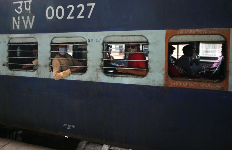 Karnataka cancels Shramik special trains for migrants post CM-builders meeting