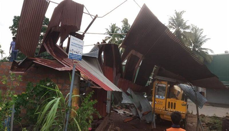 Heavy rain lashes parts of Karkala Udupi