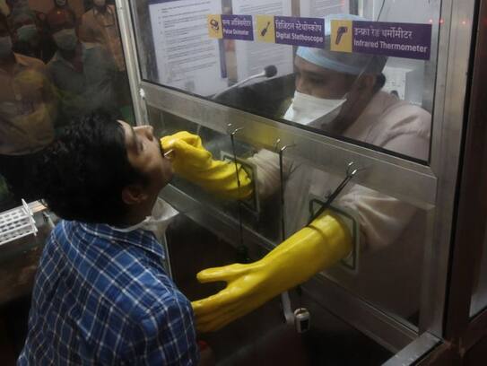 More than 12 thousand cases of corona reported on second day in Maharashtra, 17,575 deaths due to infection so far