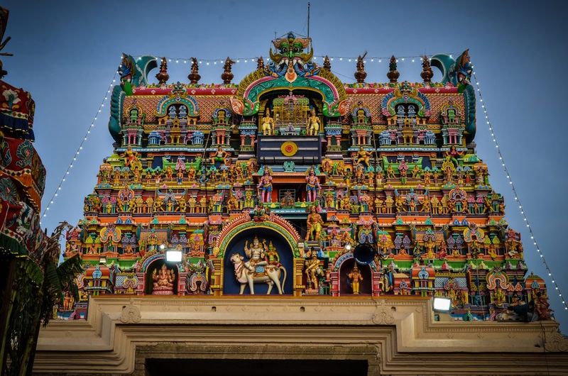 tamilnadu government announced financial aid to temple presists