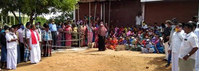 people protested against tasmac shop in ambasamudram