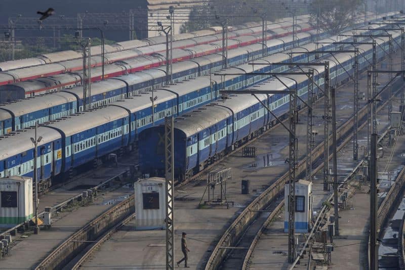 Coronavirus Passenger trains, inter-district buses to resume operations in Tamil Nadu from September 7-snj