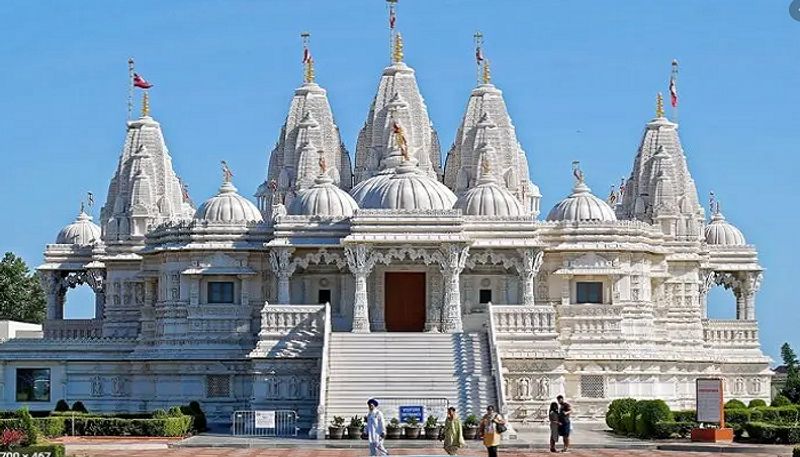 Hindu Temple in Abu Dhabi Holds Online Satsangs