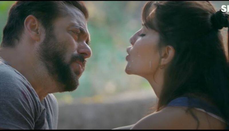 tere bina video song directed by salman khan