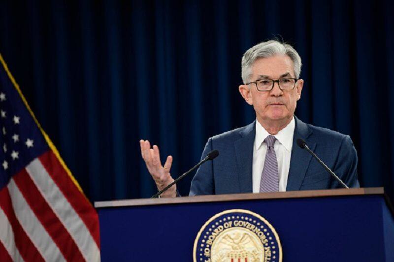 Federals Powell warns of sustained recession from pandemic if White House doesn't offer more help