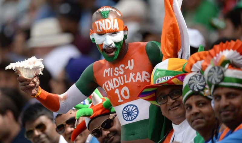 Indias Super Fan Sudhir Kumar Gautam is Now quarantine at home