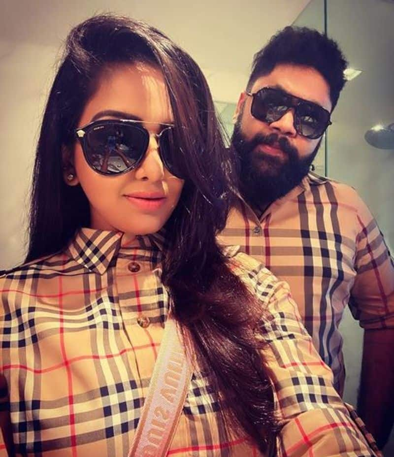 chinnathambi serial actress pavani reddy second husband photo