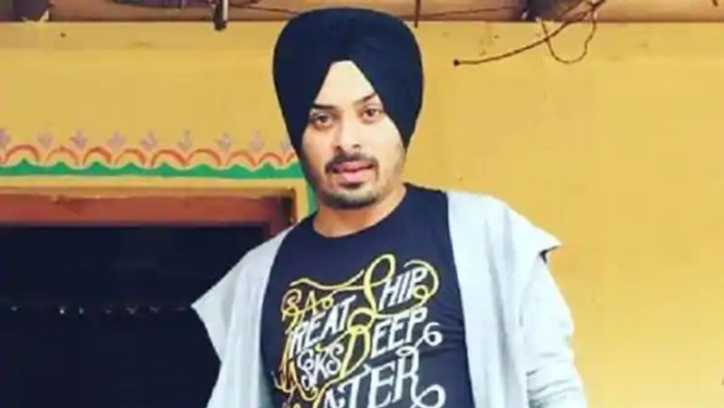 actor Manmeet Grewal commits suicide neighbours refuse to help fearing he had Covid-19