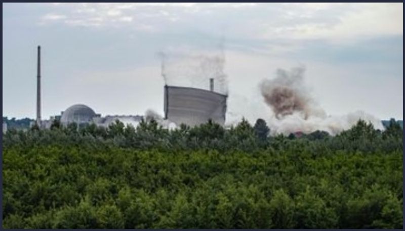 Former German nuke plant towers demolished in morning blasts