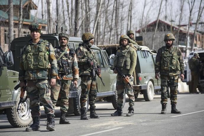 Encounter underway between terrorists and security forces at a village in Doda district of Jammu KPS