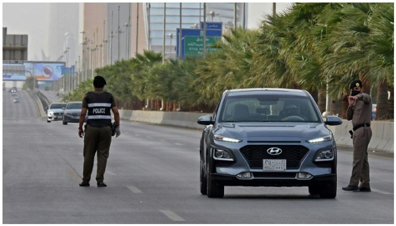 saudi authorities impose heavy fines for organizing an event amid restrictions