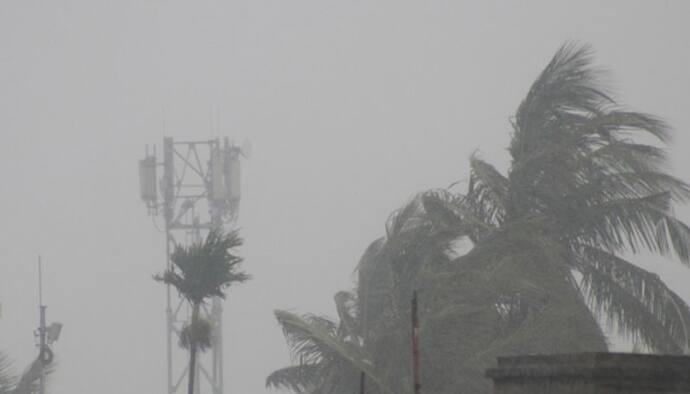 আবার রাজ্য়জুড়ে ঝড়বৃষ্টি, চলতে পারে টানা চার থেকে পাঁচদিন