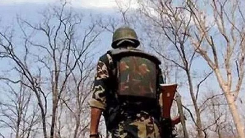 Pulwama Policeman killed, another injured in attack on security forces