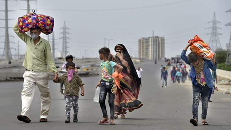 SC orders Centre, states not to charge fare from migrant workers ferried by trains or buses