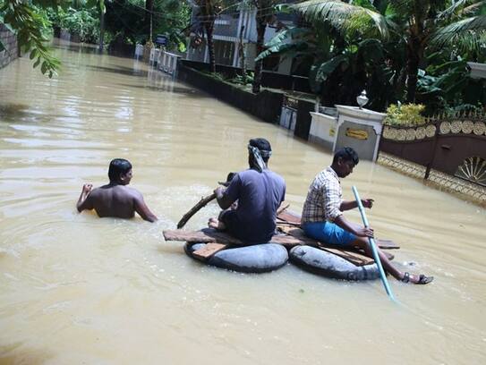 It is raining from the sky, sunshine in the northern states and rain in the northeast