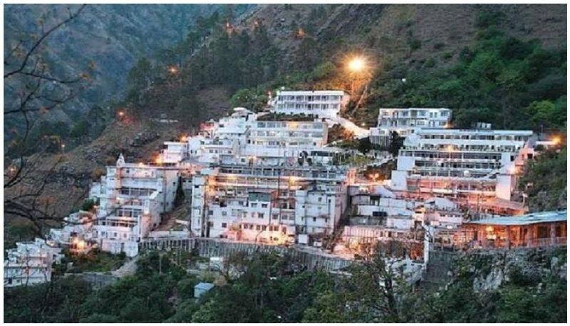 Shri Mata Vaishno Devi Shrine has been providing sehri and iftari to around 500 Muslims quarantined at Aashirwad Bhawan in Katra