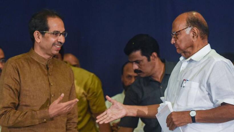 लटक रही है ठाकरे सरकार पर तलवार, कांग्रेस दे सकती है झटका
