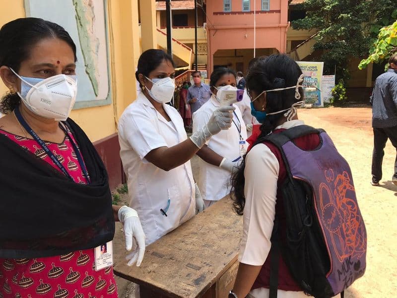 vhse exam during lockdown in alappuzha kerala