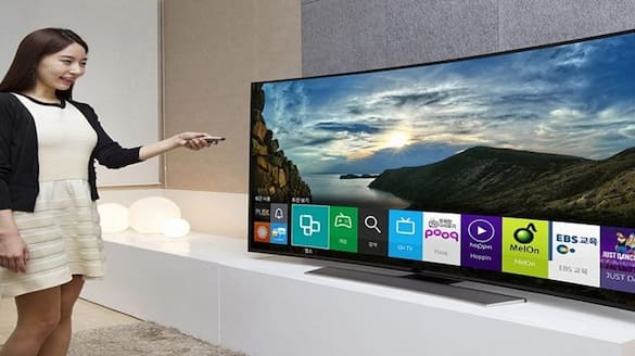 Don t make these mistakes when cleaning your smart TV mrq