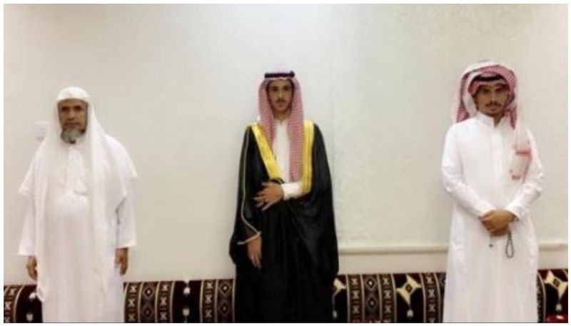 saudi witnessed the most simple wedding on eid day