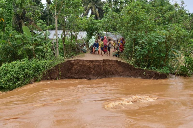 Minister Ramesh Jarakiholi Talks Over Flood