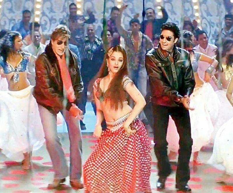 Aishwarya Rai-Abhishek divorce rumours: When actress showed killer dance moves in Kajra Re (Throwback) RBA