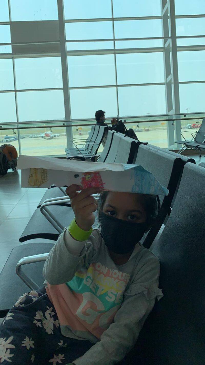 5 year old girl traveled Bengaluru to sydney alone due to coronavirus lockdown