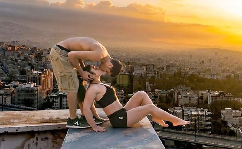 Iranian Parkour Athletes Arrested Over Viral Pics Of Rooftop Kiss