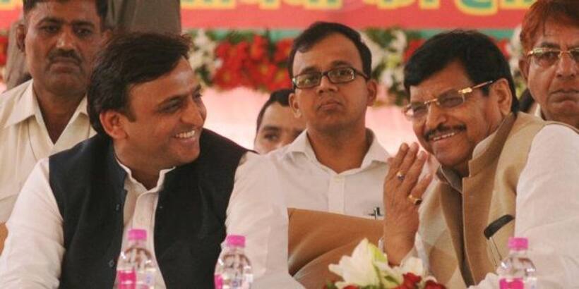 क्या अखिलेश ने लिख दी है शिवपाल की सपा में वापसी की स्क्रिप्ट!