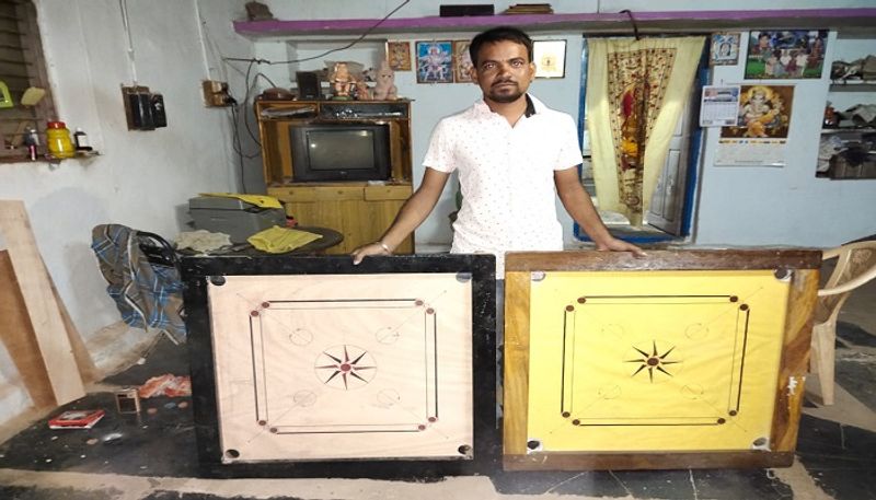 Young Man started Carrom Board Business during lockdown in Koppal district