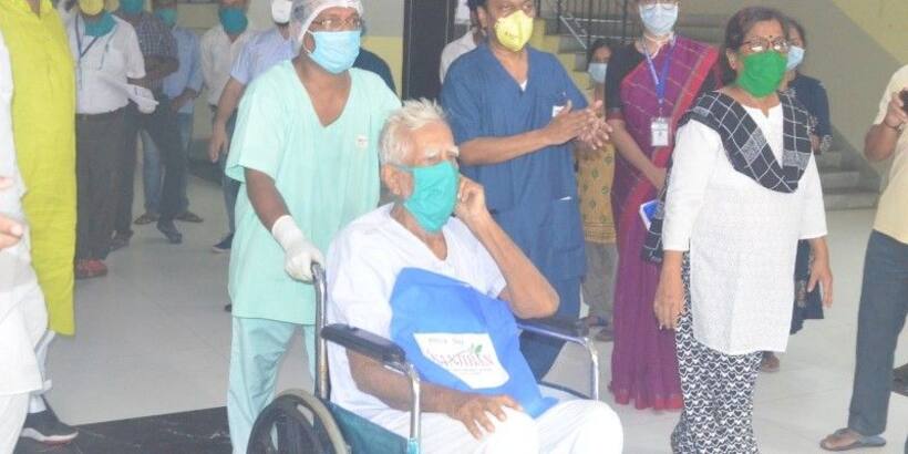 खुशखबरी: कम  हो रहा है कोरोना कहर, बढ़ी रिकवरी
