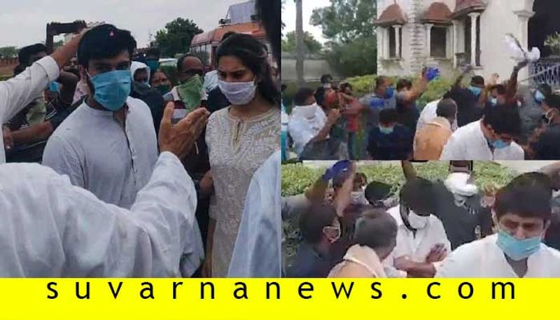 Tollywood chiranjeevi ram charan upasana gets attacked by honey bees at funeral