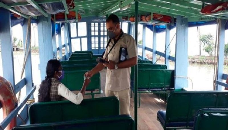 Kerala govt wins plaudits for running 70-seater boat to ferry lone girl