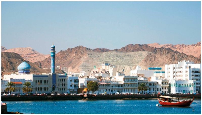 oman announced RETIREMENT age in public sectors